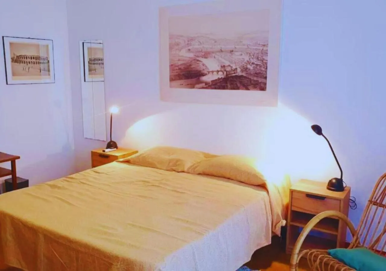 El Lugo Apartment Cola