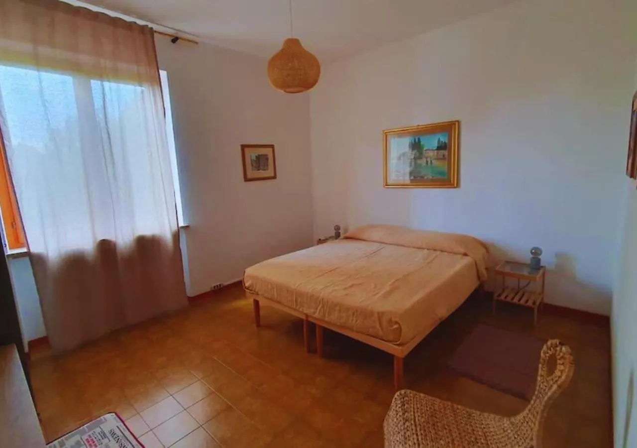 El Lugo Apartment Cola  Italy