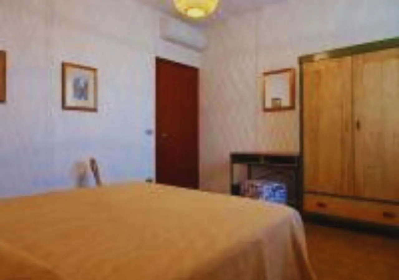 El Lugo Apartment Colà 0*,  Italië